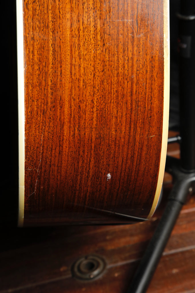 Martin D-28 1971 Vintage Dreadnought Acoustic-Electric Guitar Pre-Owned