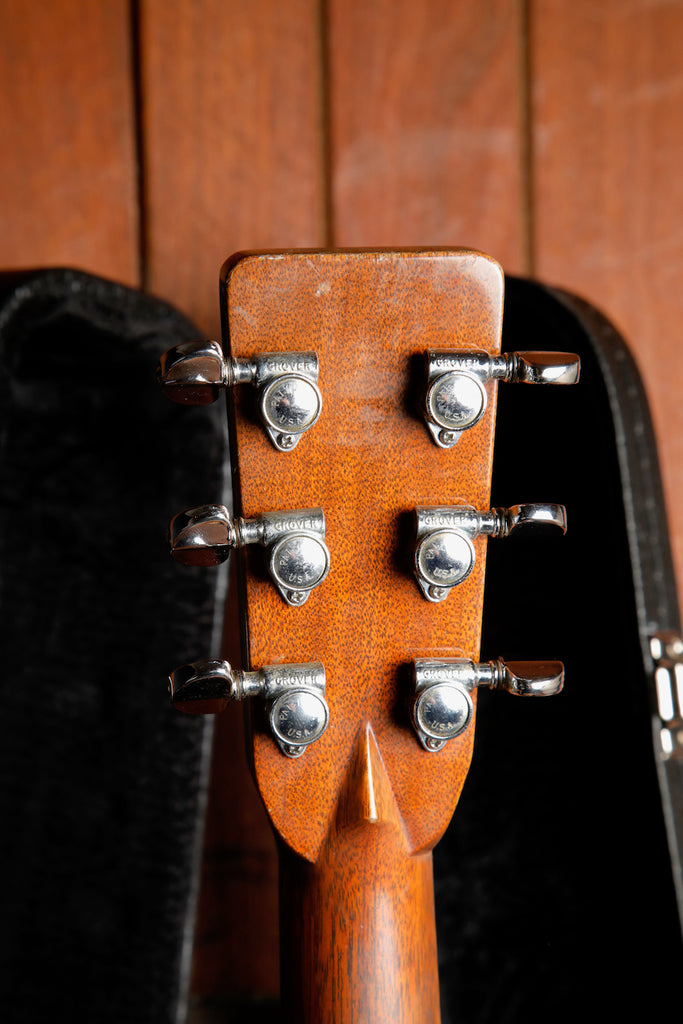 Martin D-28 1971 Vintage Dreadnought Acoustic-Electric Guitar Pre-Owned