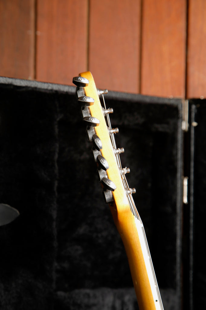 Fender Kurt Cobain Road Worn Jaguar Sunburst Electric Guitar 2012 Pre-Owned