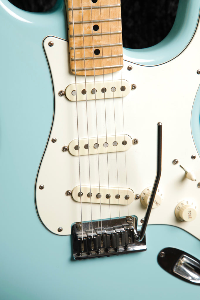 Fender Custom Shop Custom Classic Stratocaster Daphne Blue 2009 Pre-Owned