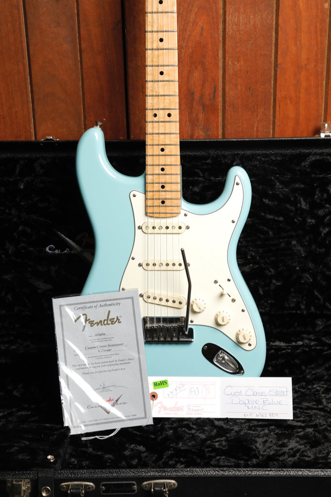 Fender Custom Shop Custom Classic Stratocaster Daphne Blue 2009 Pre-Owned