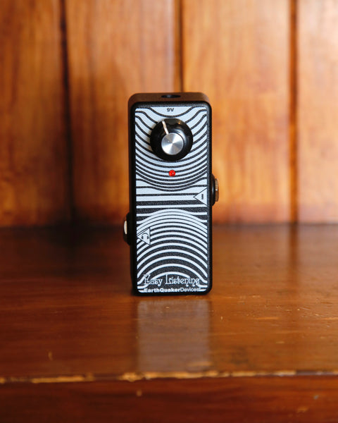 Earthquaker Devices Easy Listening Analog Amp Simulator