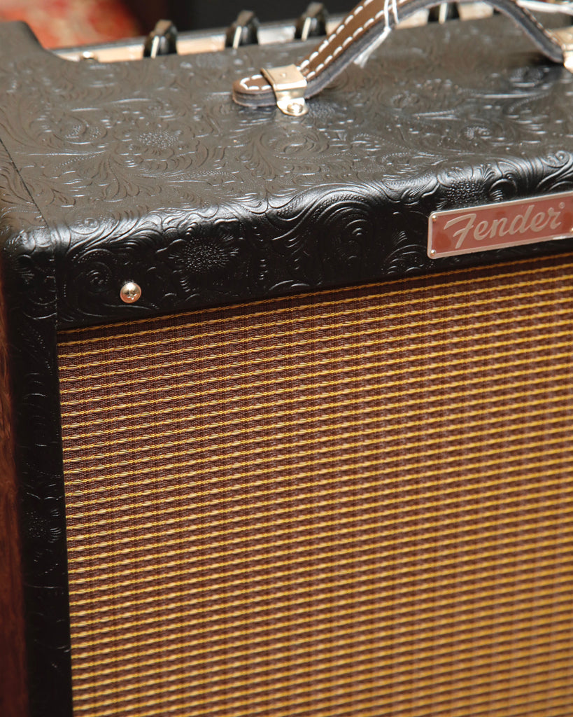 Fender Blues Junior IV 30th Anniversary 15-Watt 1x12" Valve Combo Amplifier