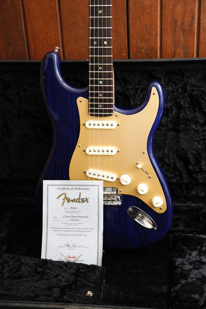 Fender Custom Shop Classic Player Stratocaster Cobalt Blue Electric Guitar 2005 Pre-Owned