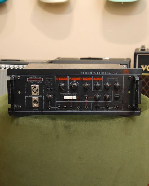 Roland SRE-555 Chorus Echo Vintage Tape Echo/Reverb/Chorus Unit Pre-Owned