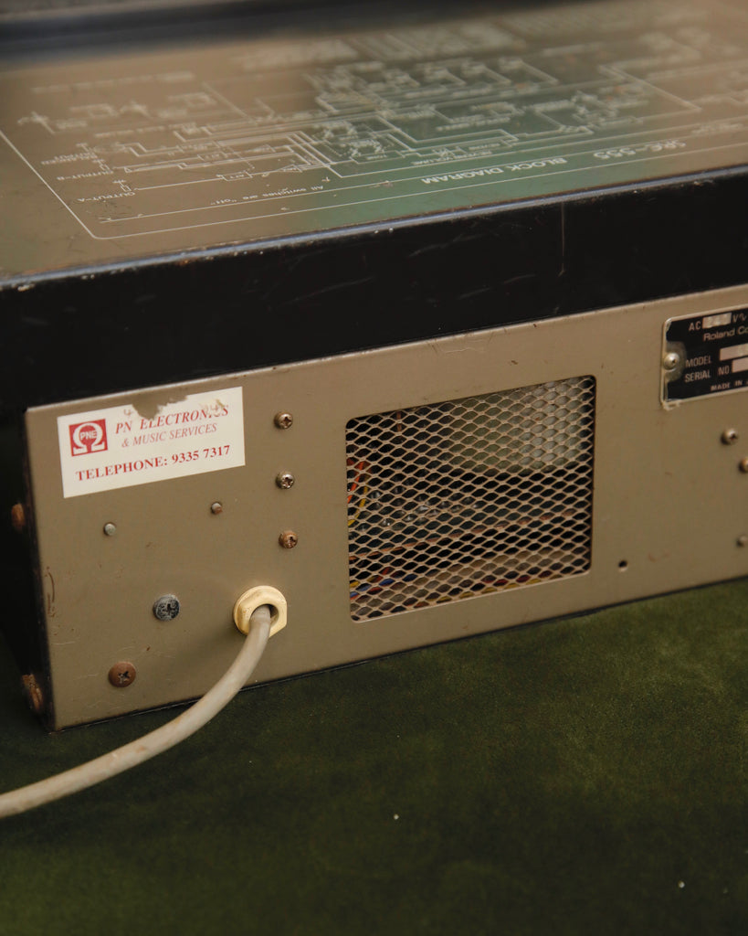 Roland SRE-555 Chorus Echo Vintage Tape Echo/Reverb/Chorus Unit Pre-Owned