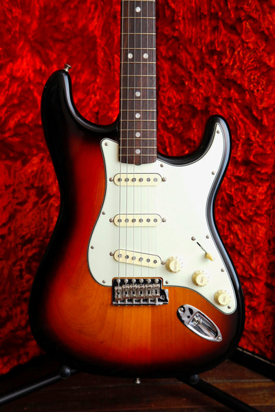 Fender American Original 60's Stratocaster 3-Tone Sunburst Pre-Owned