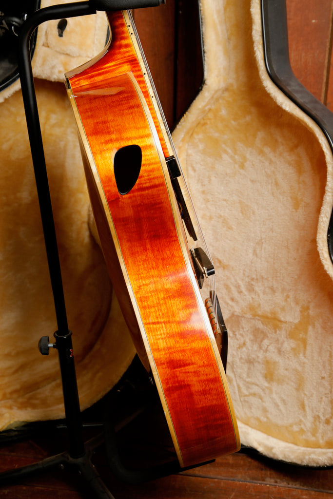 Yunzhi 17" Archtop Hollowbody Electric Guitar Pre-Owned