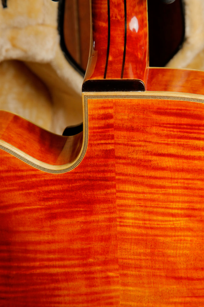 Yunzhi 17" Archtop Hollowbody Electric Guitar Pre-Owned