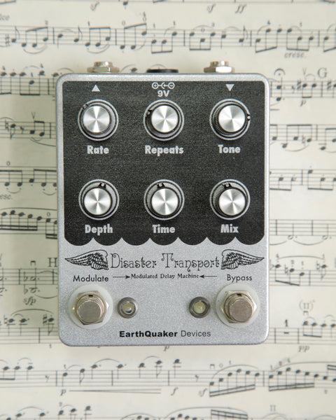 Earthquaker Devices Disaster Transport V3 Modulated Delay Machine Pedal Pre-Owned