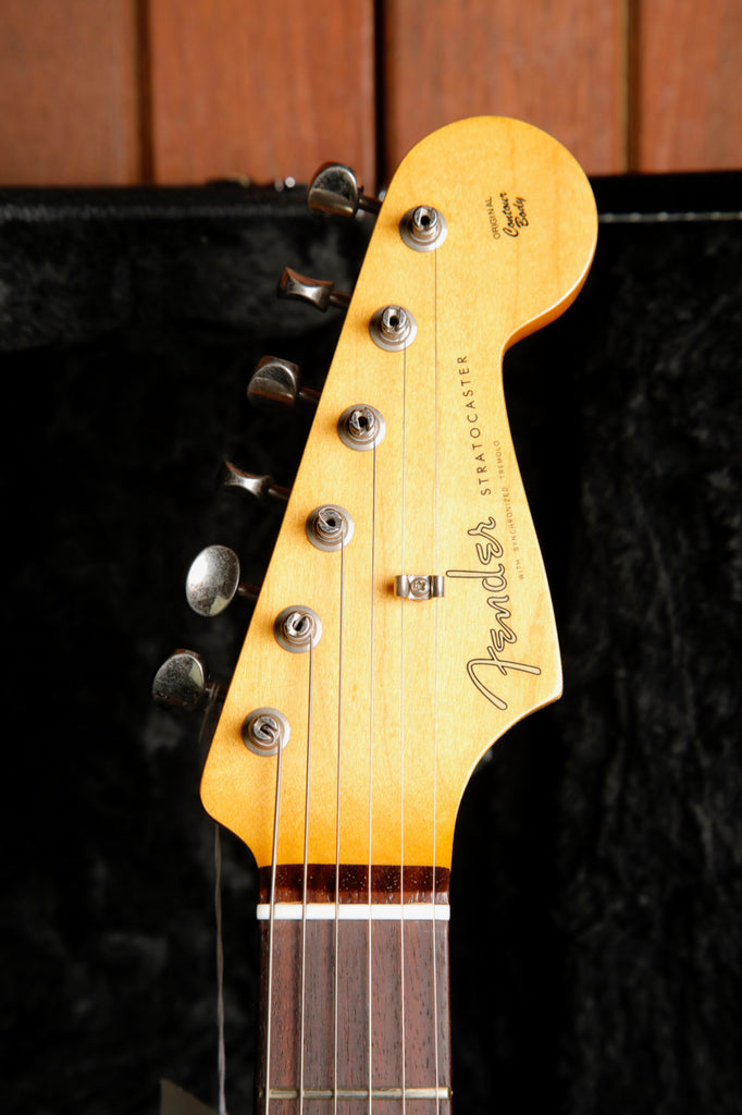 Fender Limited Edition Vintera II Road Worn '60s Stratocaster 3-Colour Sunburst