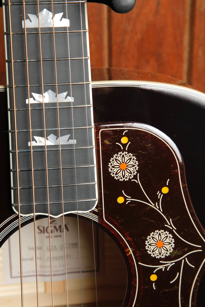 Sigma GJA-SG200 Grand Jumbo Vintage Sunburst Acoustic-Electric Guitar