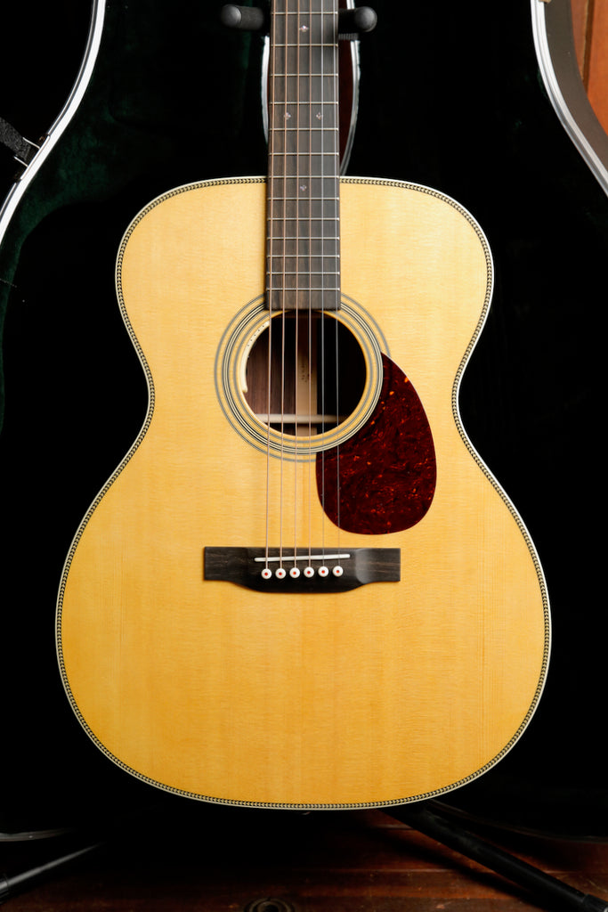 Martin OM-28E Standard Series Acoustic-Electric Guitar