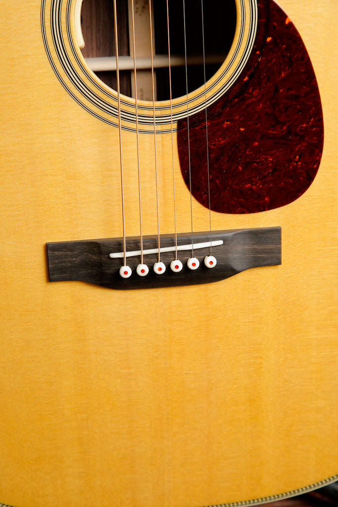 Martin OM-28E Standard Series Acoustic-Electric Guitar