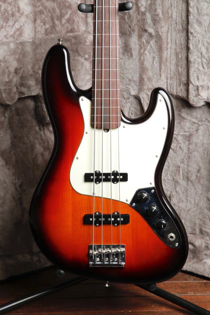 Fender American Professional Fretless Jazz Bass 3-Colour Sunburst Pre-Owned