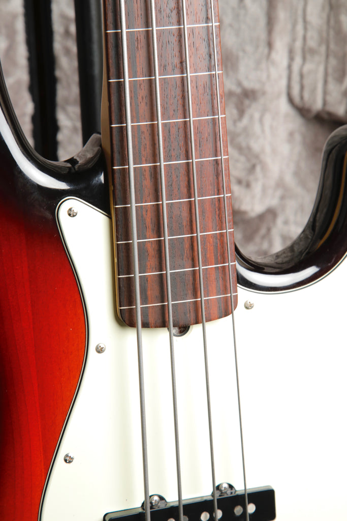 Fender American Professional Fretless Jazz Bass 3-Colour Sunburst Pre-Owned