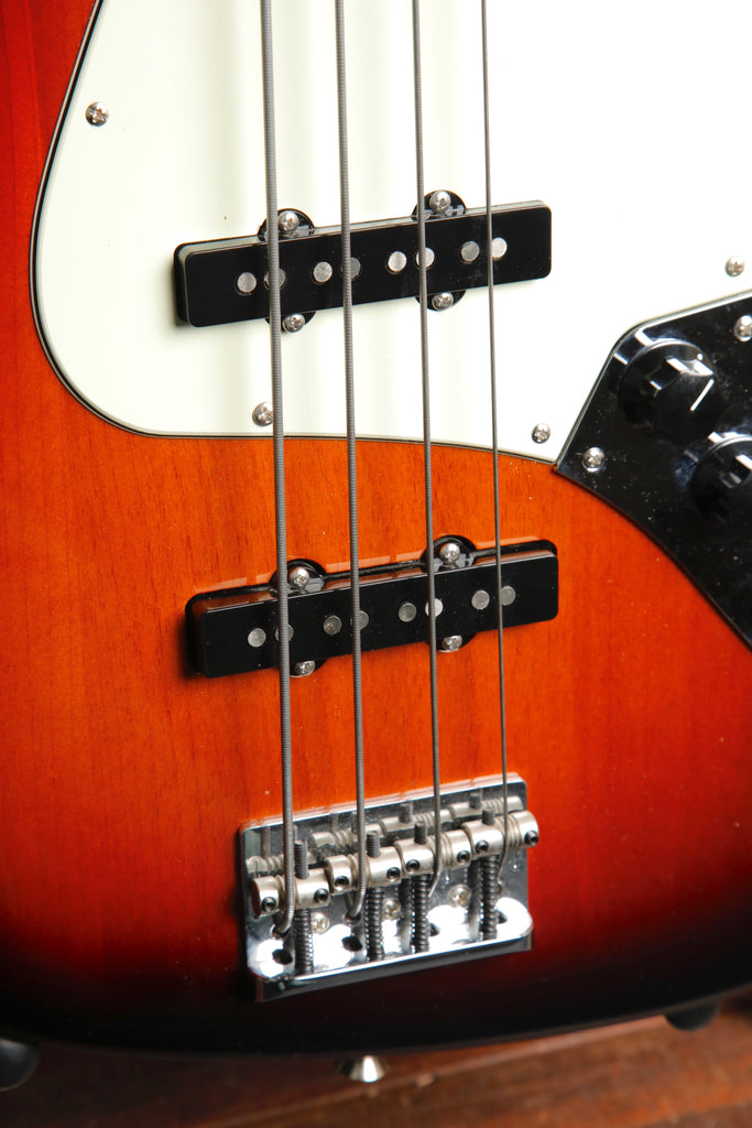 Fender American Professional Fretless Jazz Bass 3-Colour Sunburst Pre-Owned