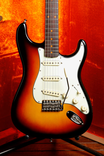 Fender American Vintage II 1961 Stratocaster Sunburst Electric Guitar Pre-Owned