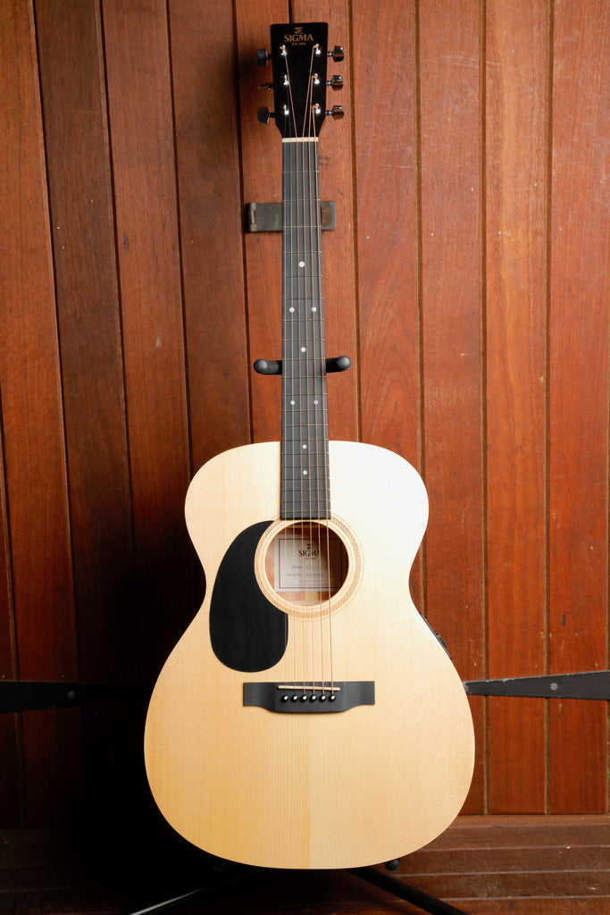 Sigma 000ME-L Left Handed Acoustic-Electric Guitar