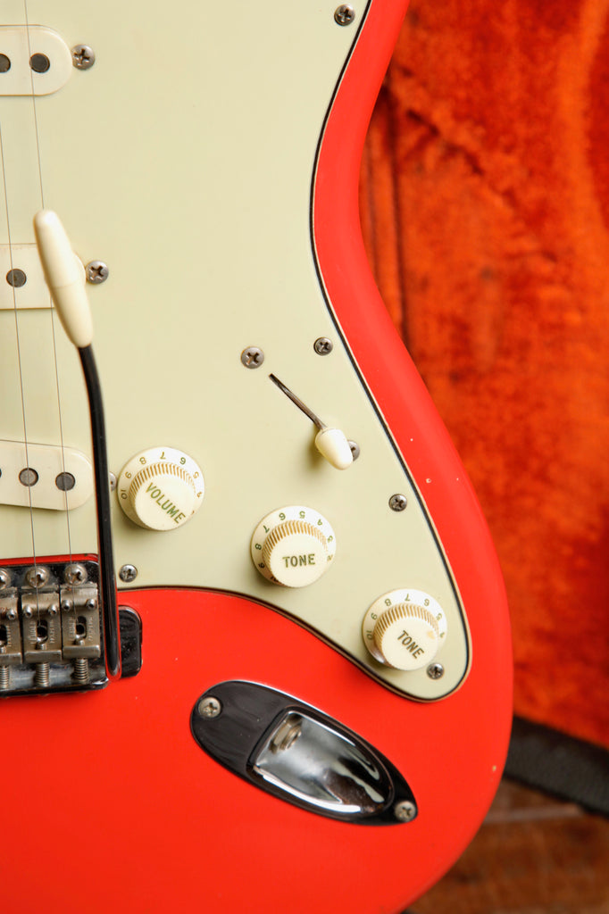 Fender 1962 Stratocaster Fiesta Red Vintage Electric Guitar Pre-Owned