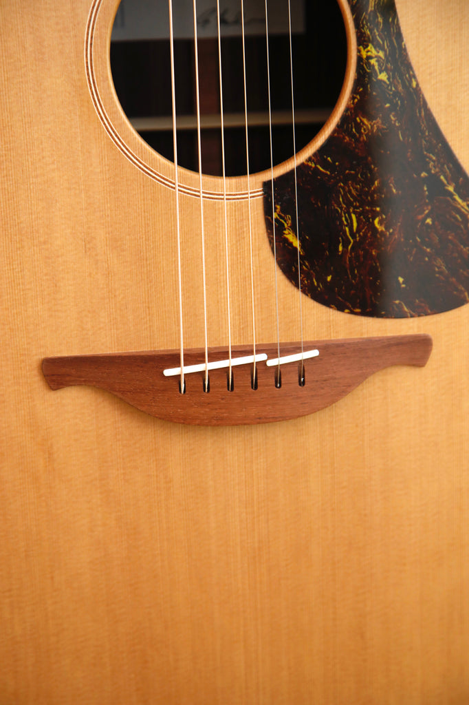 Lowden F-10 Original Series Red Cedar / Indian Rosewood Acoustic Guitar