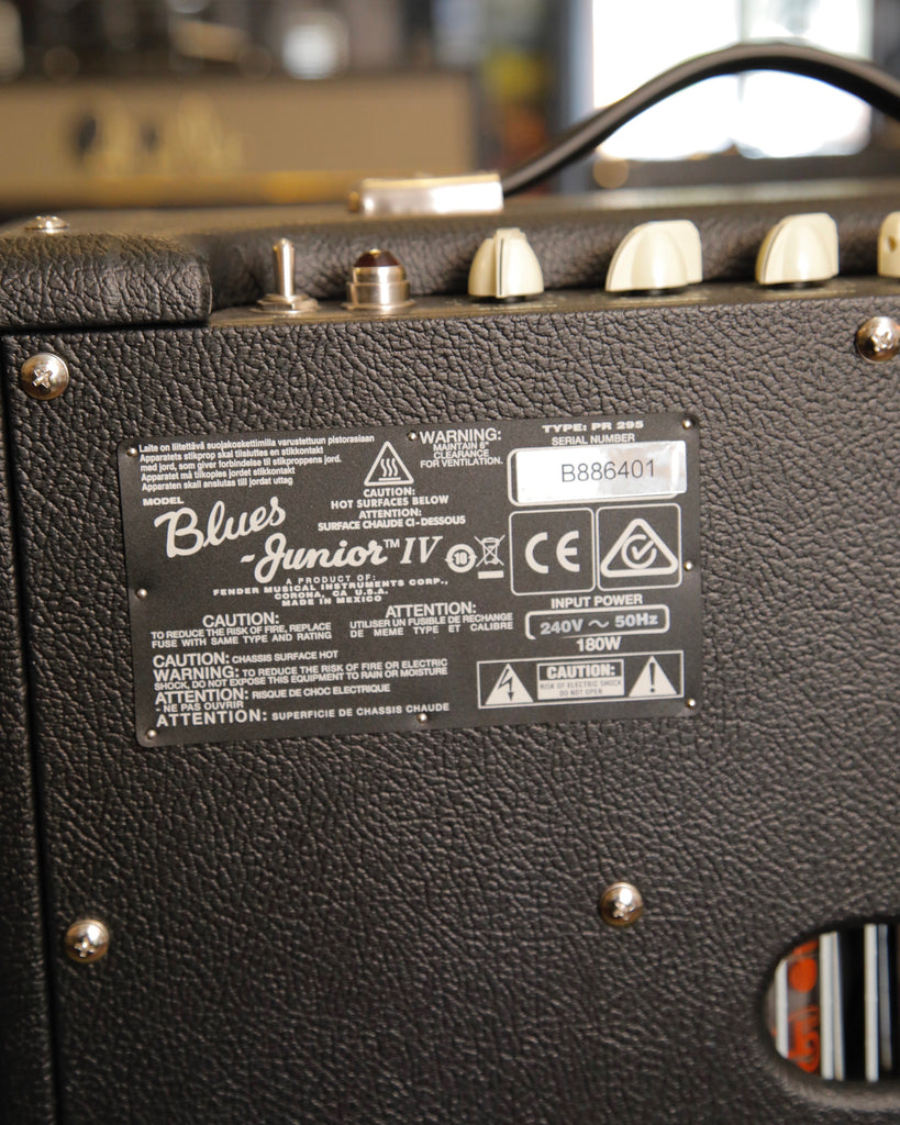 Fender Blues Junior IV 15-Watt 1x12" Valve Amplifier Combo Pre-Owned