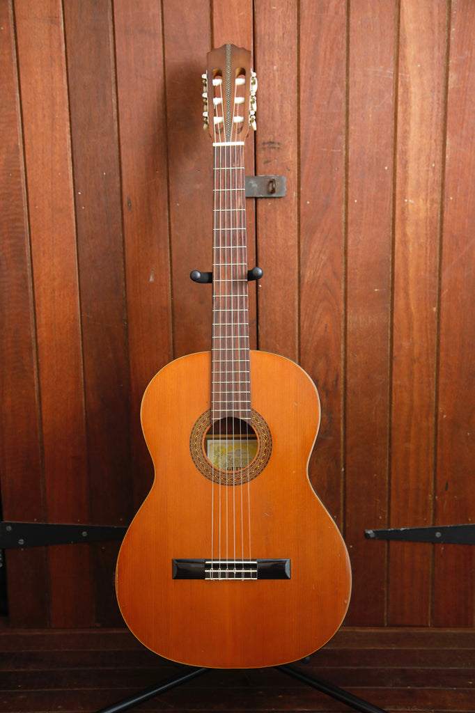 Suzuki Model 3067 Classical Guitar Vintage Made in Japan Pre-Owned