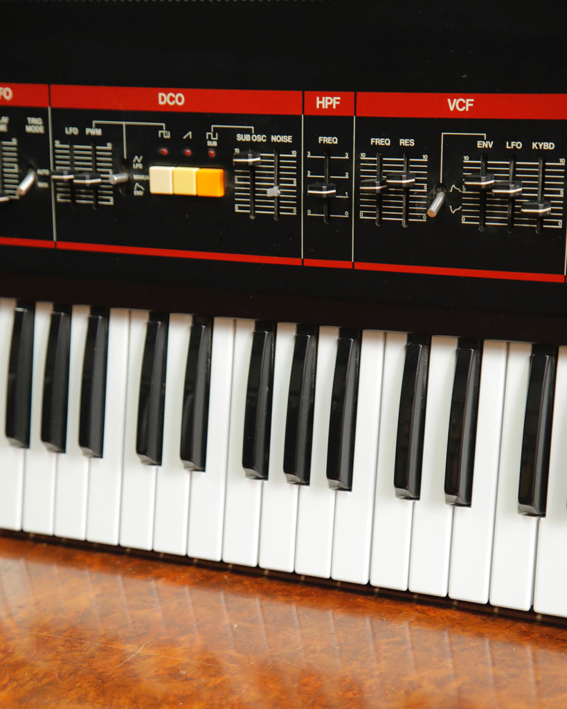 Roland Juno-60 61-Key Programmable Polyphonic Analogue Synthesizer 1983 Pre-Owned