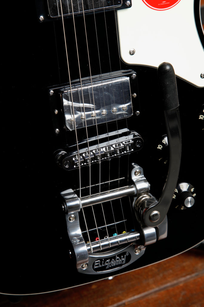 Squier Paranormal Troublemaker Telecaster Deluxe Bigsby Black Electric Guitar