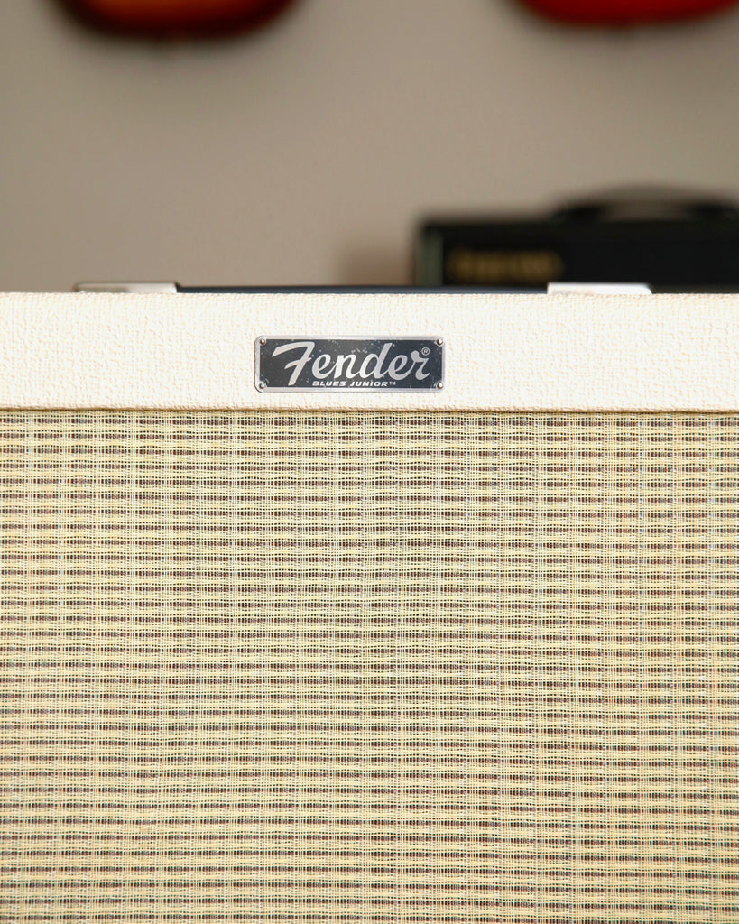 Fender FSR Blues Junior IV Cannabis Rex Blonde 15-Watt 1x12" Valve Combo Amplifier