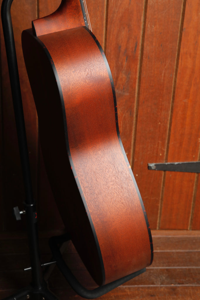 Eastman E1P-CLA Parlour Classic Finish Acoustic Guitar