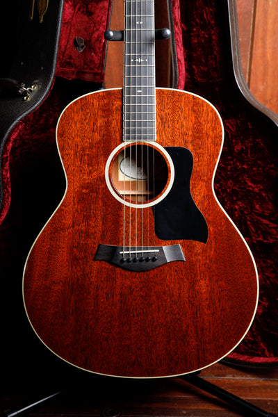 Taylor 528e First Edition Grand Orchestra Acoustic-Electric Guitar Pre-Owned