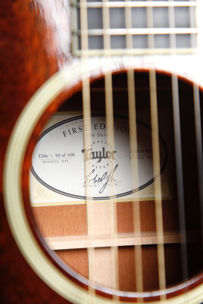 Taylor 528e First Edition Grand Orchestra Acoustic-Electric Guitar Pre-Owned