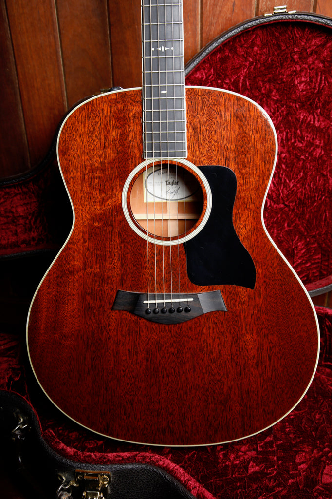 Taylor 528e First Edition Grand Orchestra Acoustic-Electric Guitar Pre-Owned