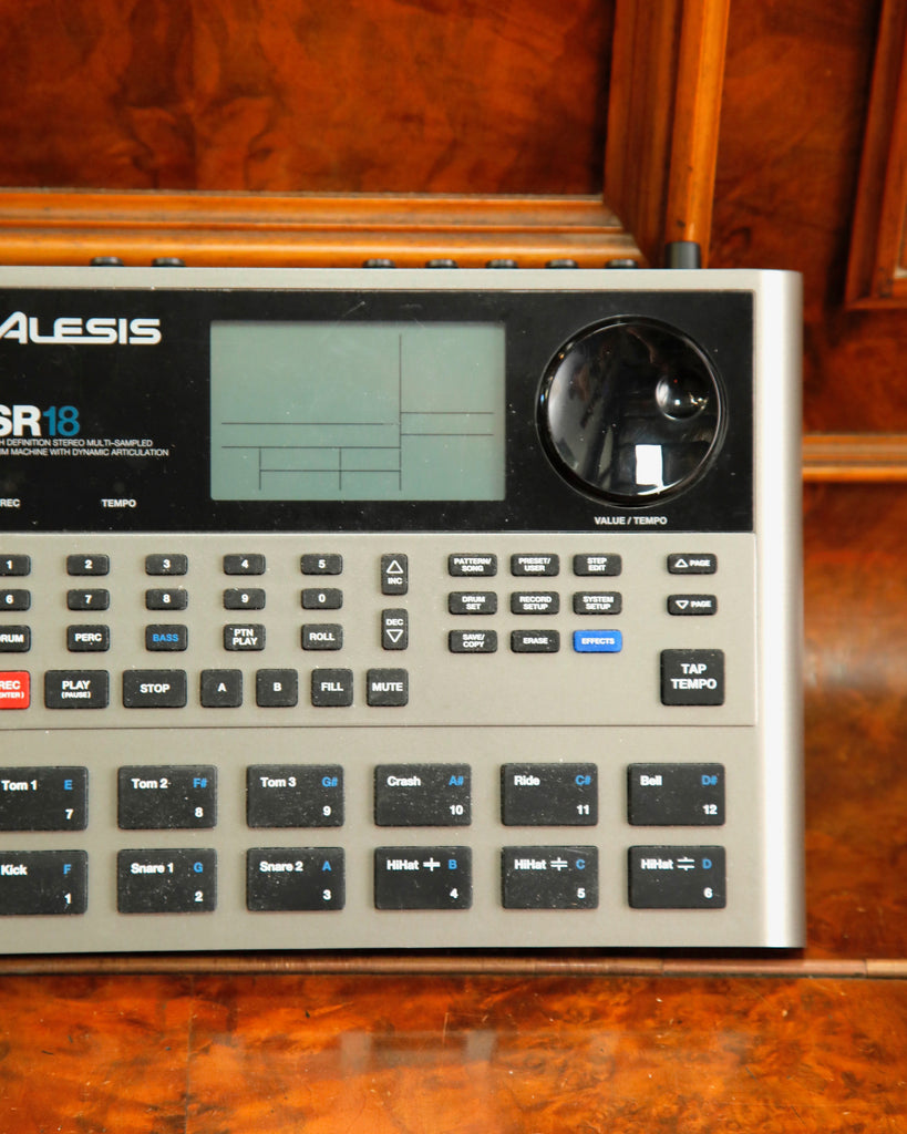 Alesis SR-18 Drum Machine Pre-Owned