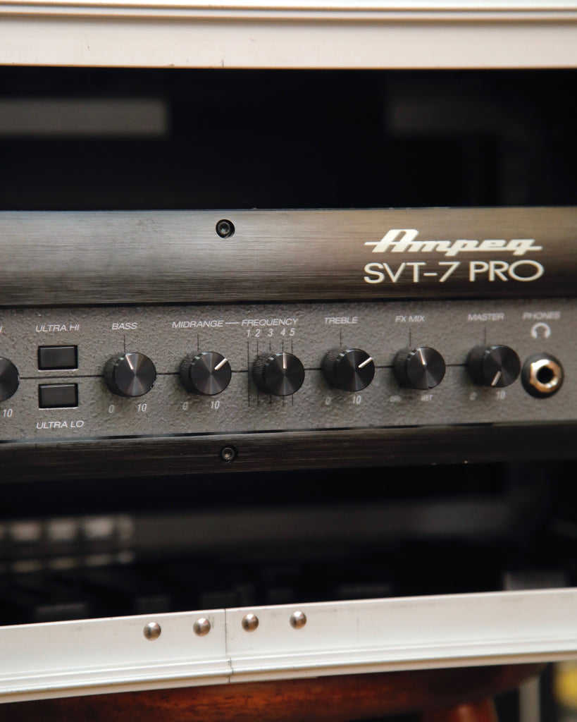 Ampeg SVT-7 Pro Bass Amplifier Head Pre-Owned