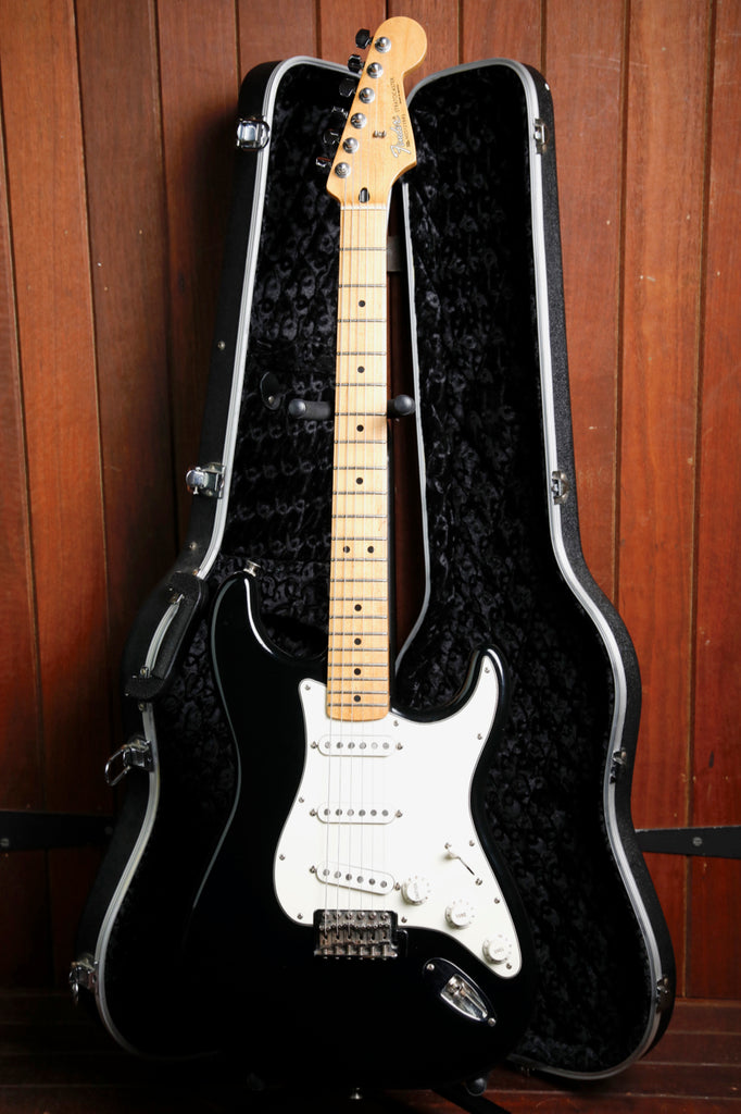 Fender Standard Stratocaster Black Electric Guitar 2006 Pre-Owned