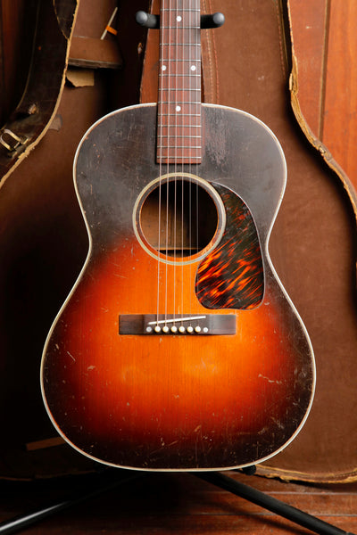 Gibson 1943 LG-2 Sunburst Acoustic Guitar Vintage Pre-Owned