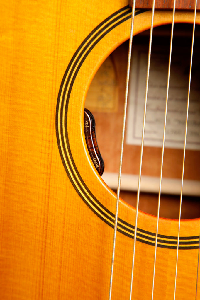 Maton M225 Dreadnought Acoustic-Electric Guitar 1996 Pre-Owned