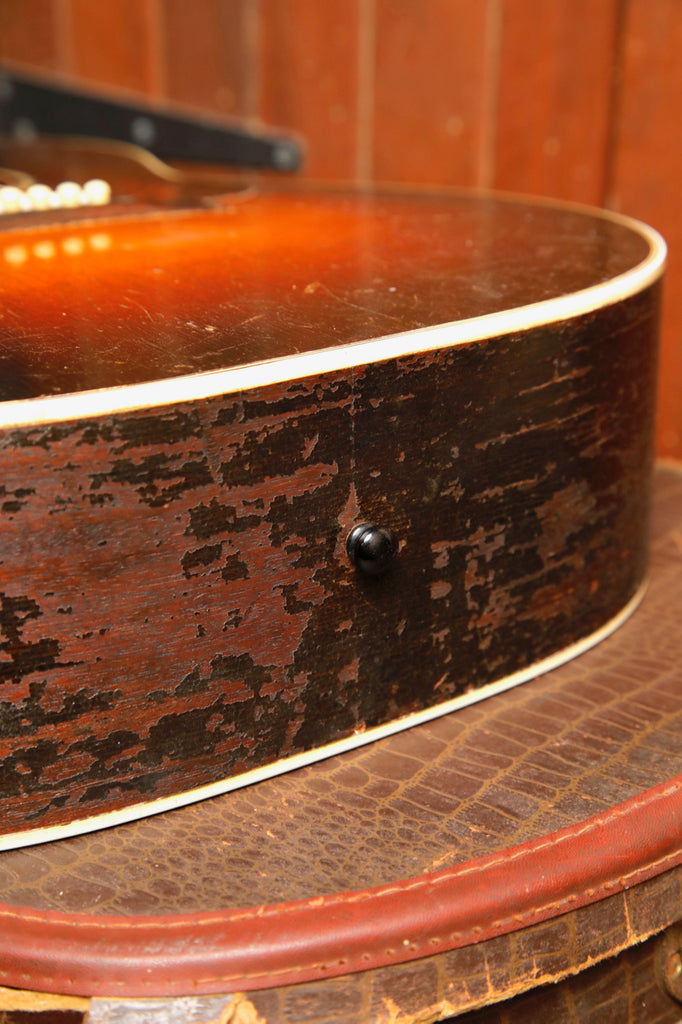 Gibson 1943 LG-2 Sunburst Acoustic Guitar Vintage Pre-Owned