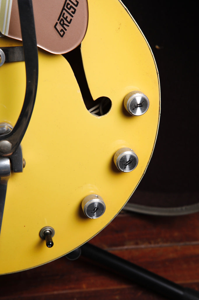 Gretsch 6105 Rally Bamboo Yellow Hollowbody Electric Guitar 1967 Pre-Owned