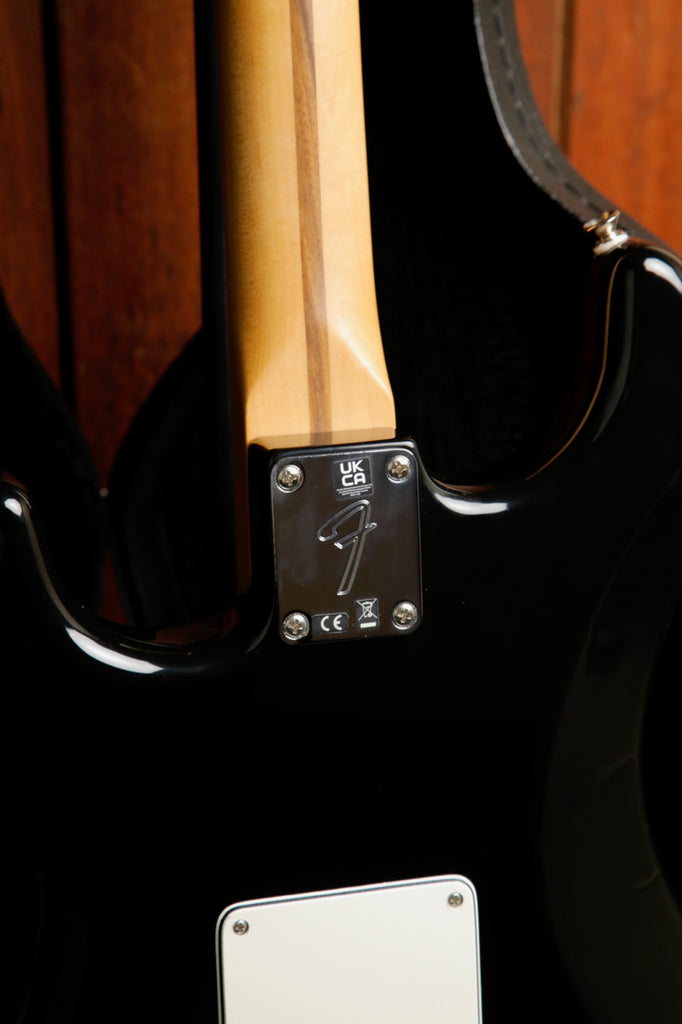 Fender Player Series Stratocaster Black Electric Guitar w/Case Pre-Owned