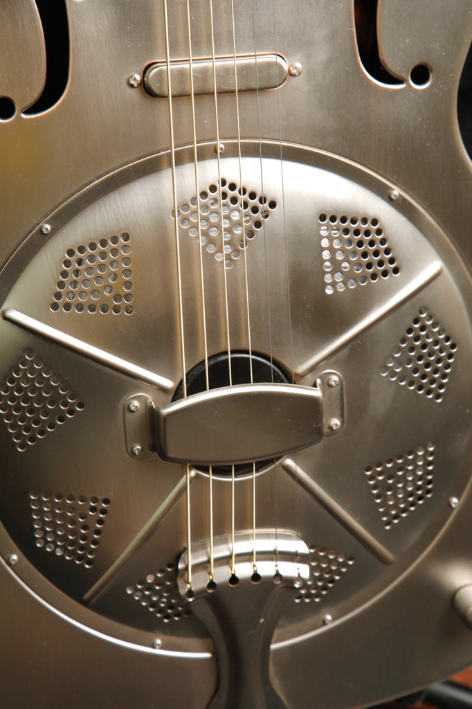 Bourbon Street 1C-A Style 0 Distressed Look Resonator w/ Pickup & Case Pre-Owned