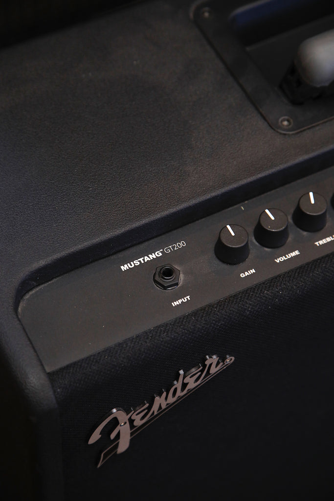 Fender Mustang GT 200 2x12" 200-Watt Combo Guitar Amplifier Pre-Owned