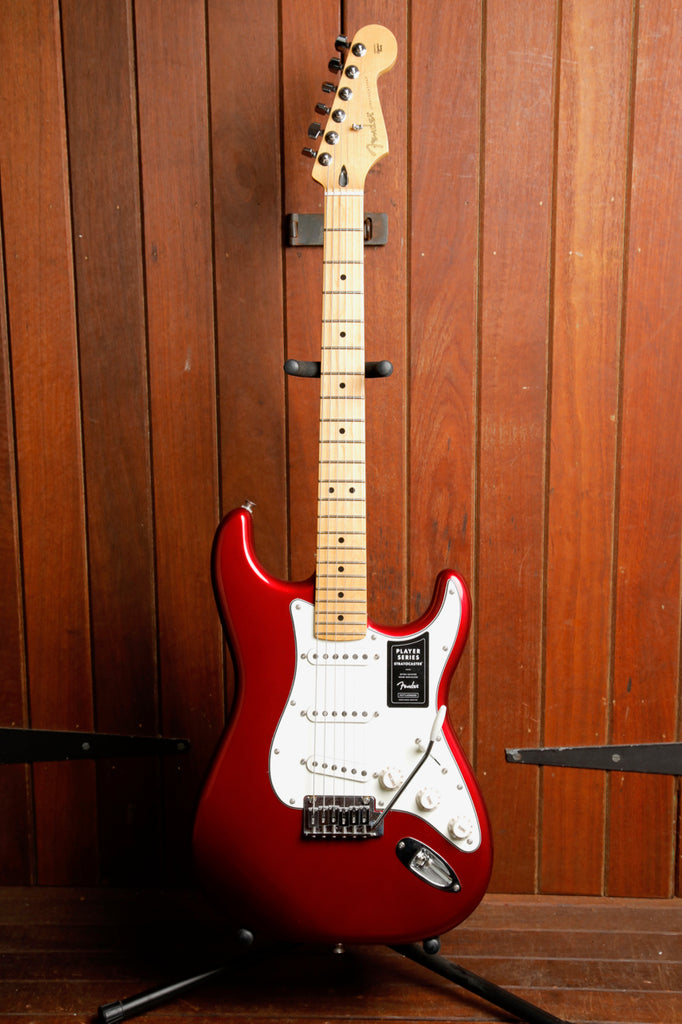 Fender Player Series Stratocaster Candy Apple Red Electric Guitar Pre-Owned