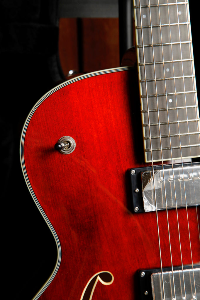 Eastman AR403CED Classic Archtop Hollowbody Electric Guitar