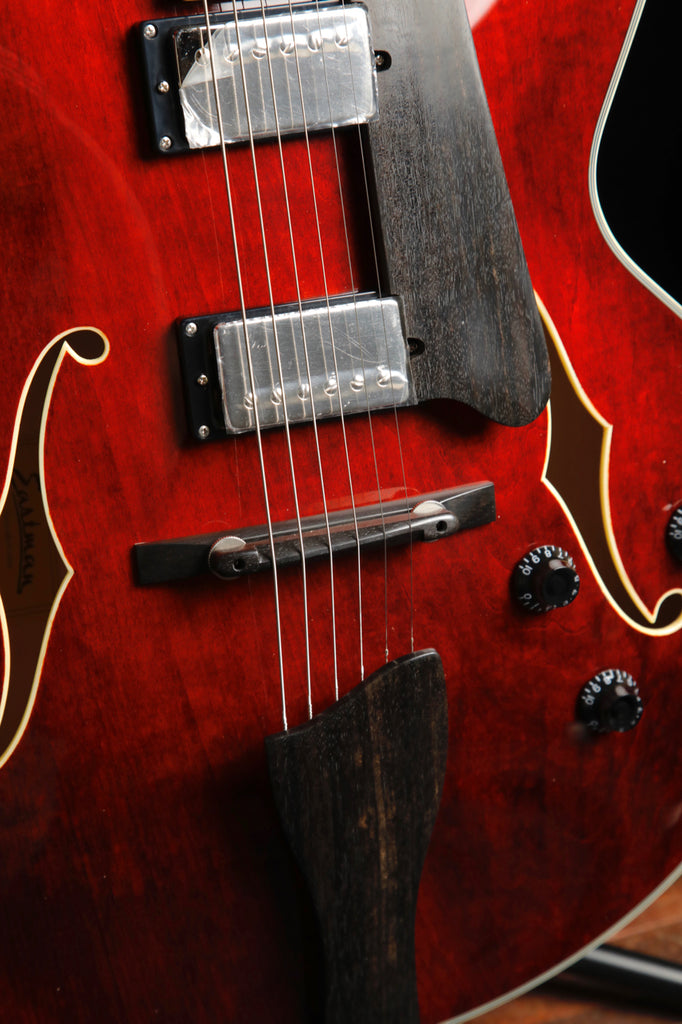 Eastman AR403CED Classic Archtop Hollowbody Electric Guitar