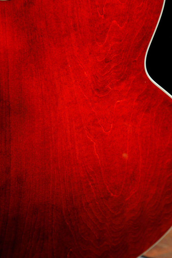 Eastman AR403CED Classic Archtop Hollowbody Electric Guitar