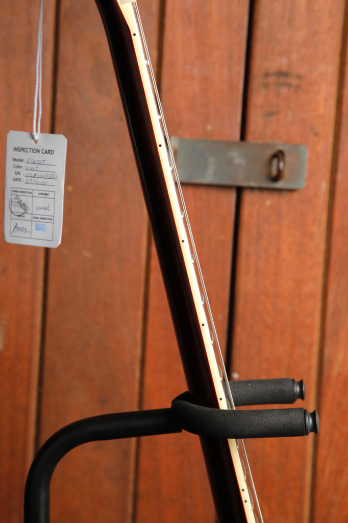 Gretsch G2622T Streamliner™ Center Block Double-Cut with Bigsby Vintage White