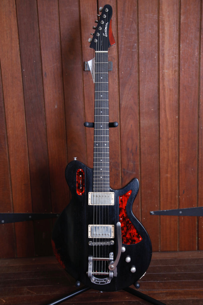 Eastman Juliet/v Bigsby Antique Black Finish Electric Guitar